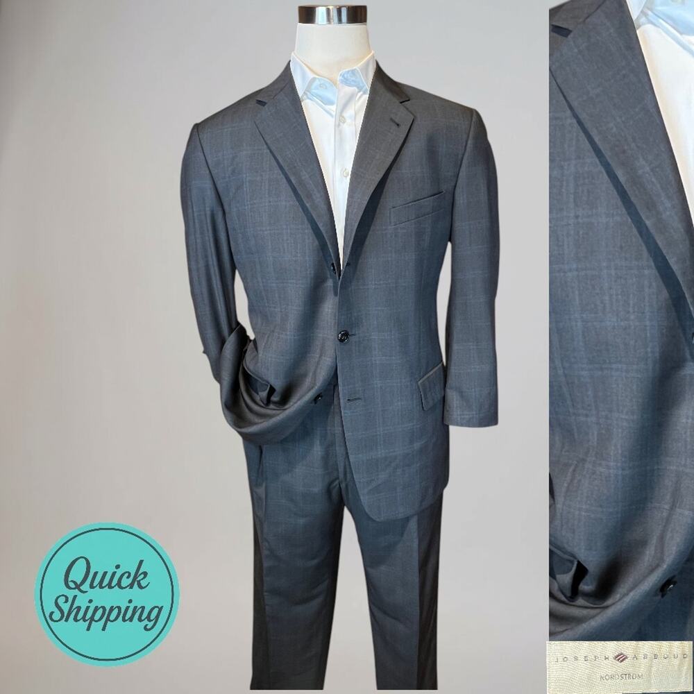 Joseph Abboud Nordstroms 42-44R 34x29 Gray Blue Plaid Suit Short Arms 3/2 Roll